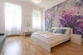 Spacious Vienna Central Station Residence